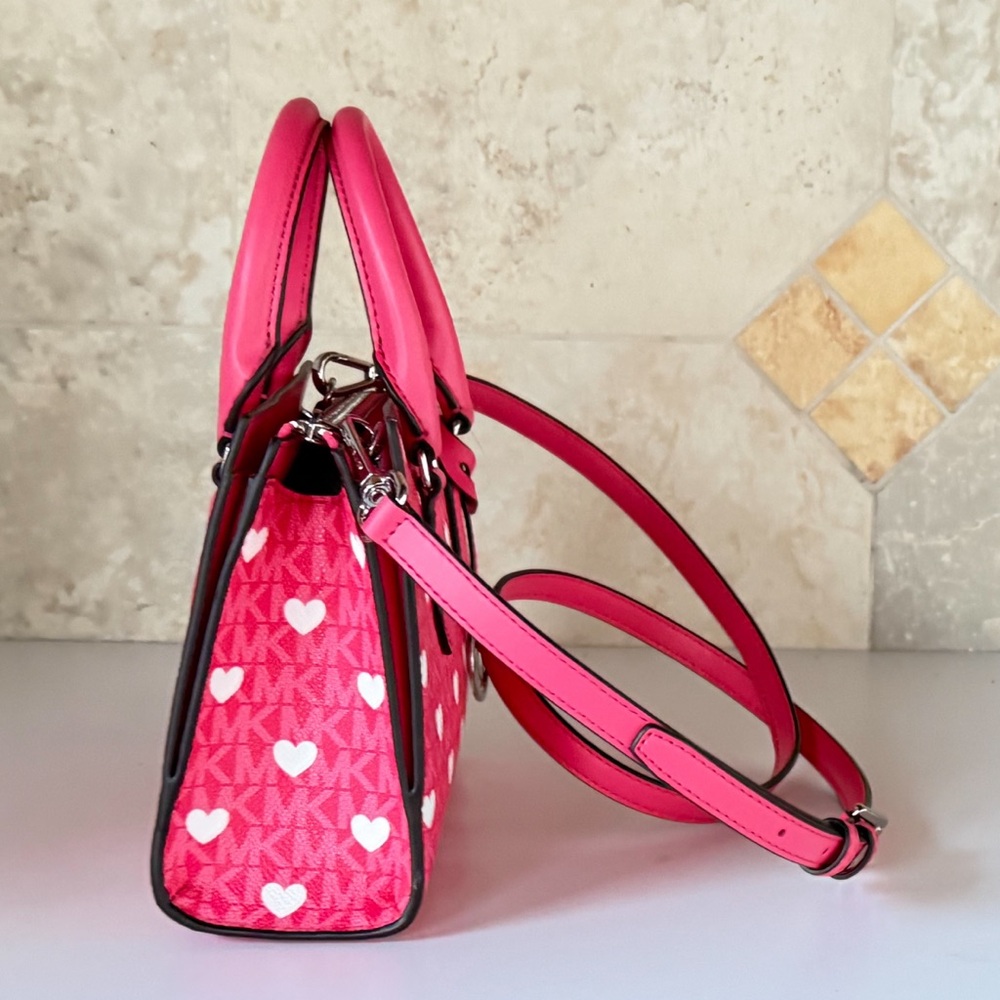 Michael Kors Sheila SM Pink Heart Satchel Shoulder Bag & Wallet Set - Picture 5 of 16
